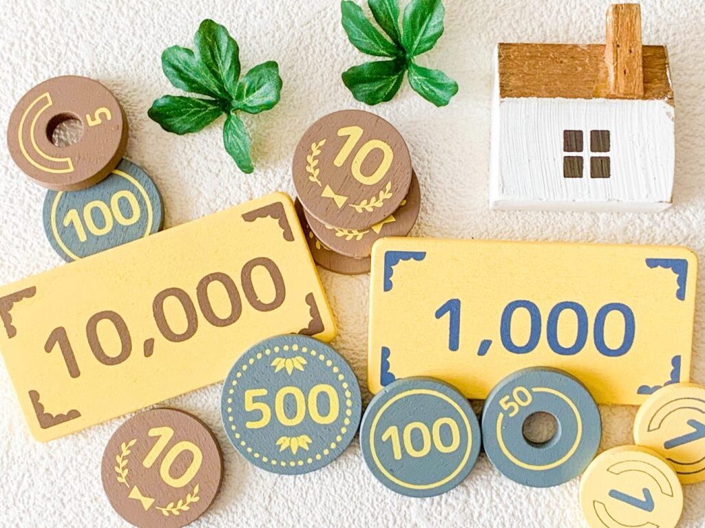 木でつくられたお金