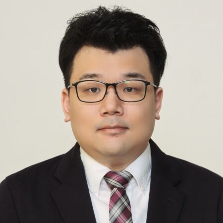 正方形の顔写真